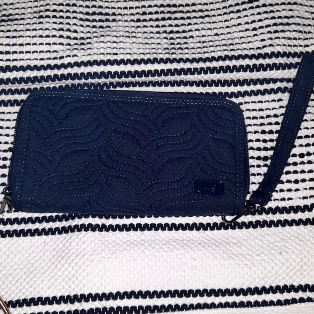 Lug Wallet